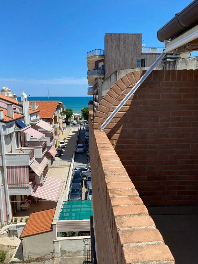 Appartamento Casa Vacanze 70M2 アルバ・アドリアティカ エクステリア 写真
