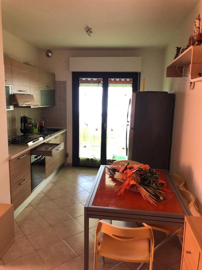 Appartamento Casa Vacanze 70M2 アルバ・アドリアティカ エクステリア 写真